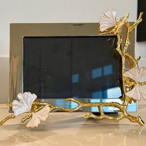 Decorative Gold Branch Photo Frame with White Floral Accents